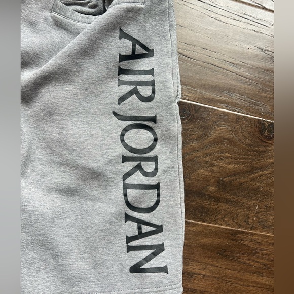 Nike Jordan shorts - Picture 3 of 5